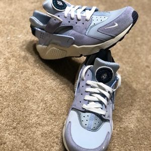 NIKE HAURACHE PREMIUM SIZE 10.5